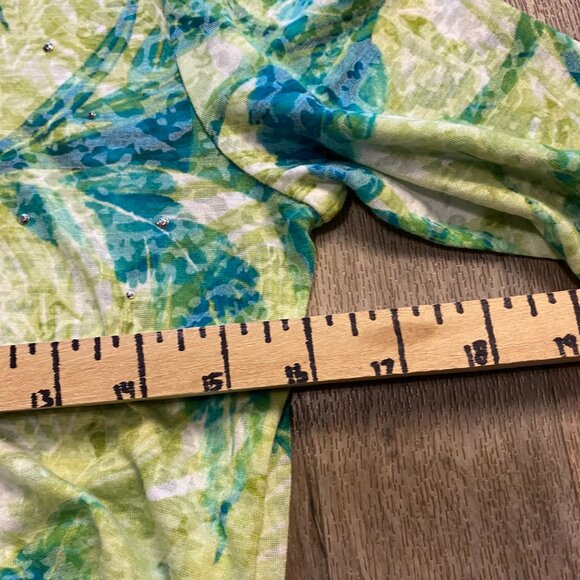 Palm Grove Green Tropical Asymmetric Blouse Size Small - Picture 4 of 5